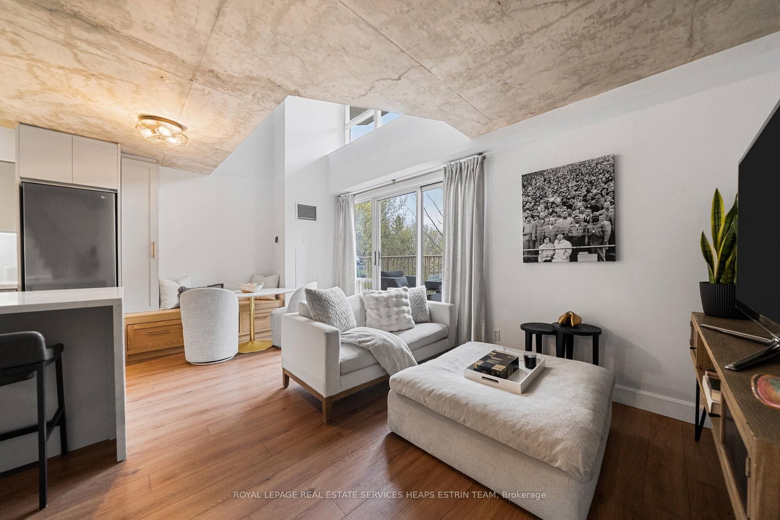 119 Merton Street, Unit 216 - Photo 4