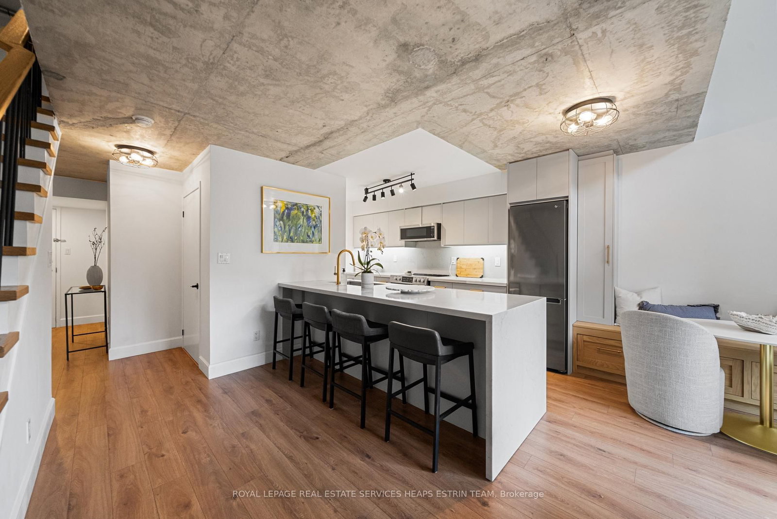 119 Merton Street, Unit 216 - Photo 9