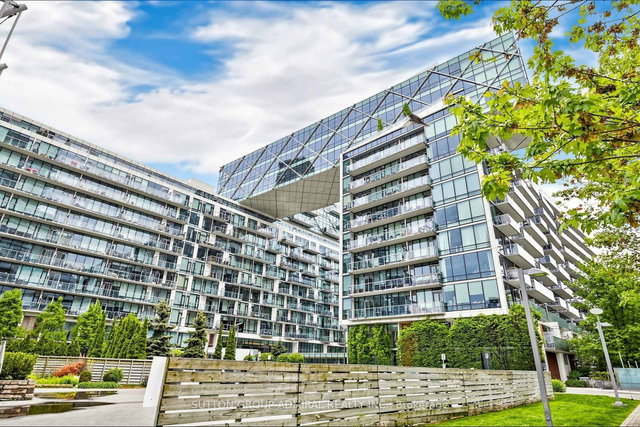 TH115 - 39 Queens Quay E