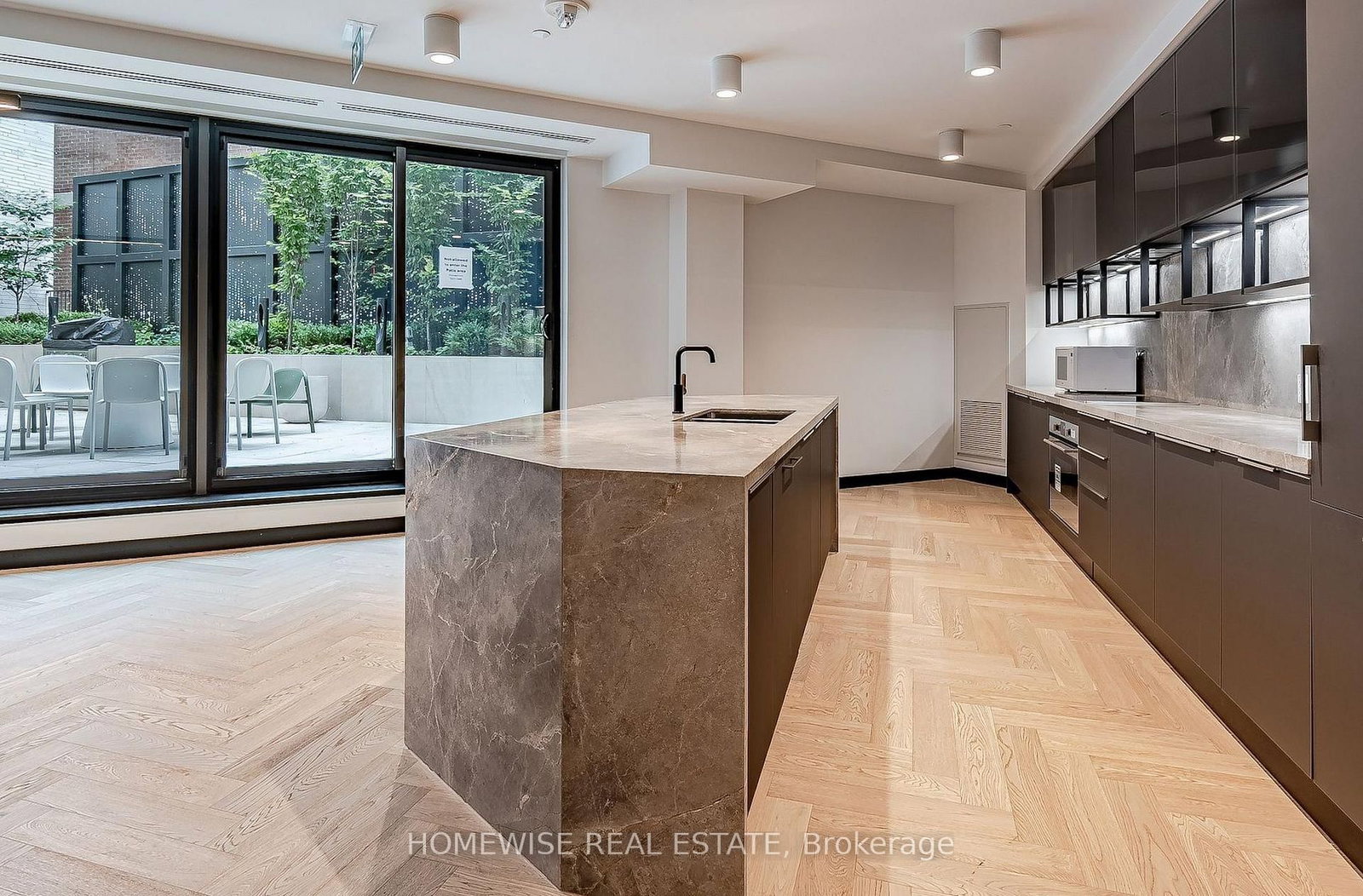 200 Sudbury Street, Unit 208 - Photo 23