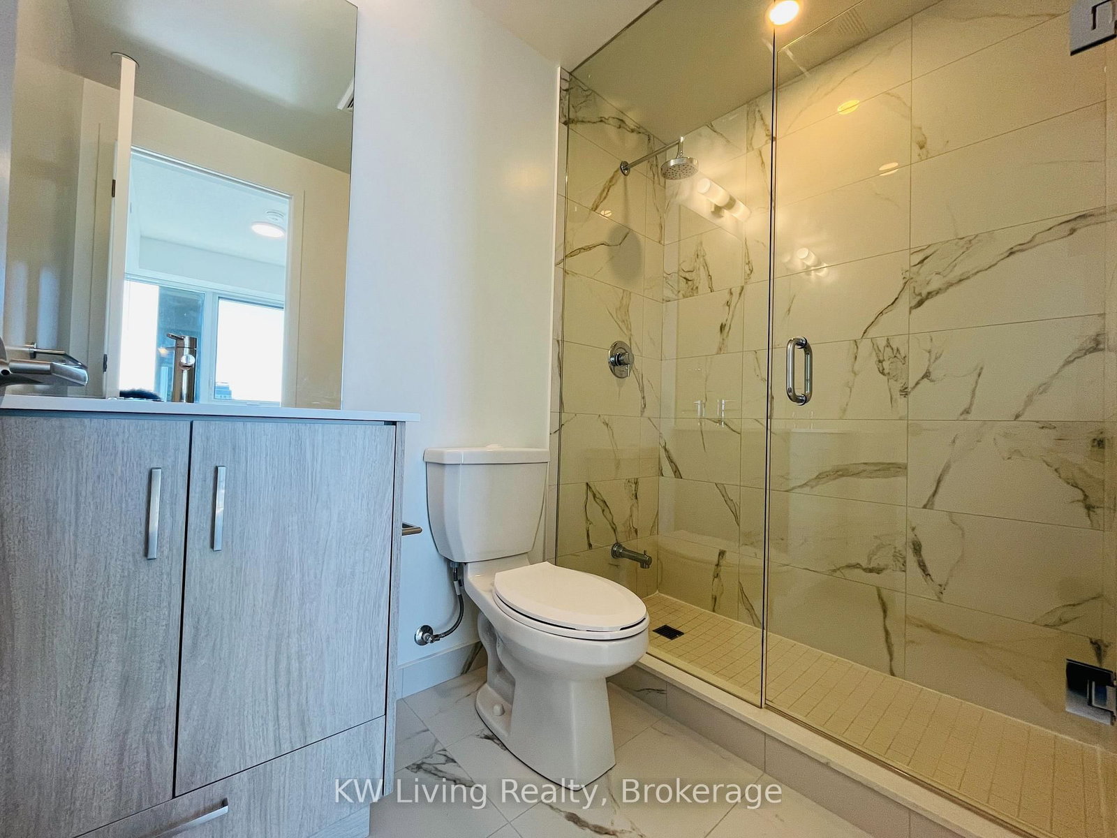 180 Front Street, Unit 4307 - Photo 5