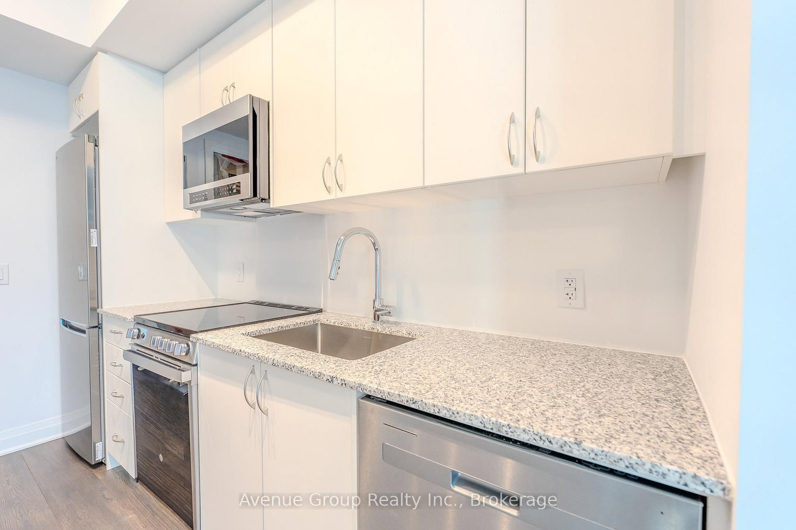 700 Sheppard Avenue W, Unit 203 - Photo 6
