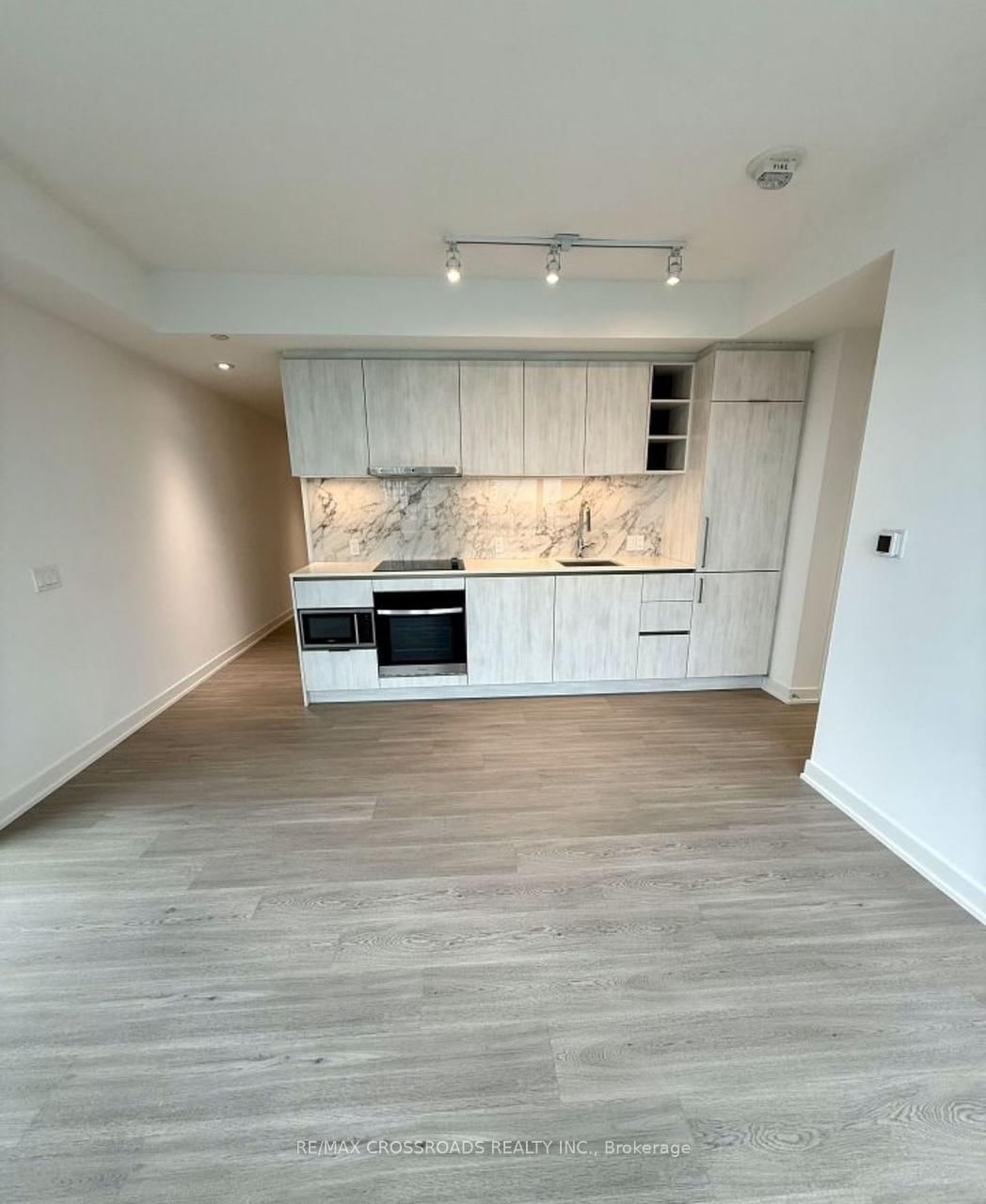 8 Wellesley Street W, Unit 3209 - Photo 11