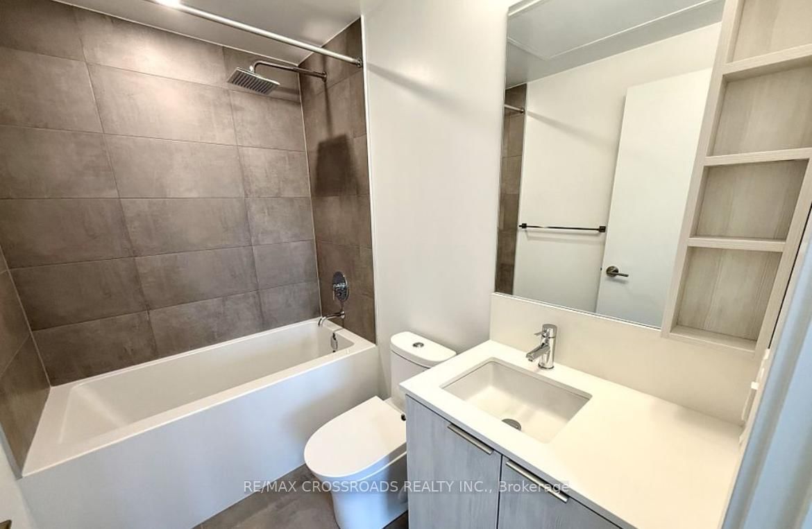 8 Wellesley Street W, Unit 3209 - Photo 14