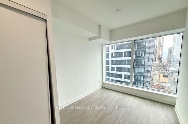 8 Wellesley Street W, Unit 3209 - Photo 16