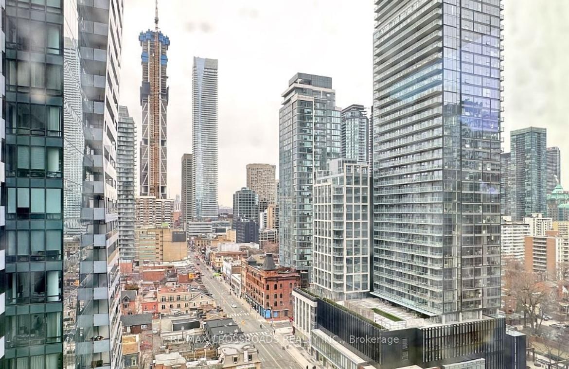 8 Wellesley Street W, Unit 3209 - Photo 2