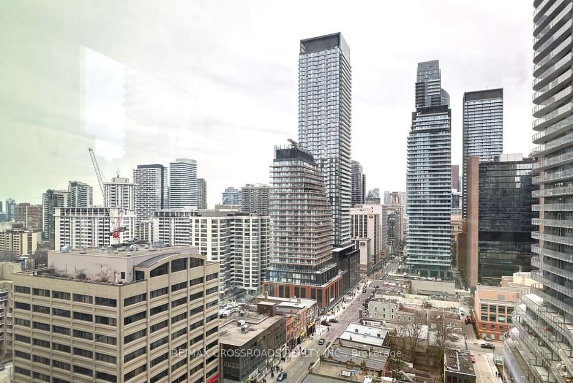 8 Wellesley Street W, Unit 3209 - Photo 3