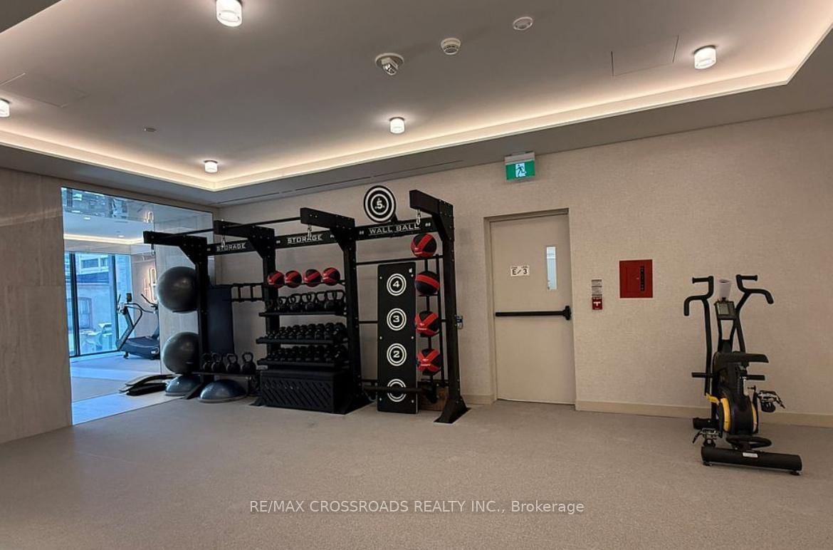 8 Wellesley Street W, Unit 3209 - Photo 7