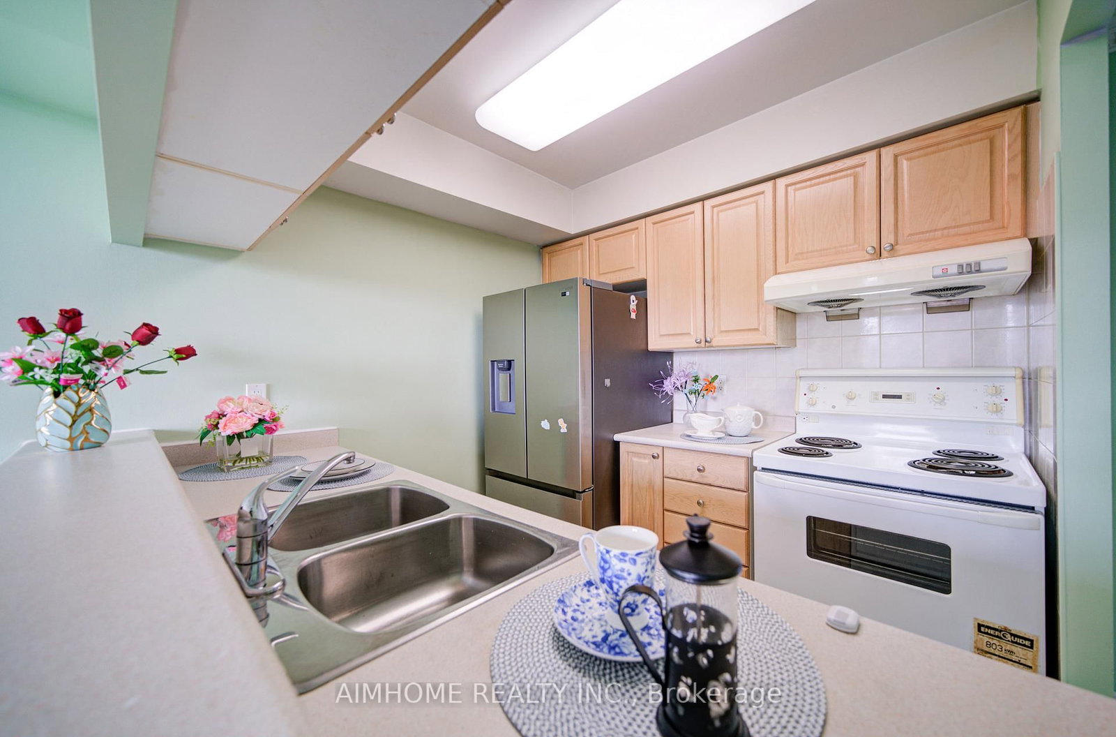 18 Sommerset Way, Unit 1705 - Photo 2