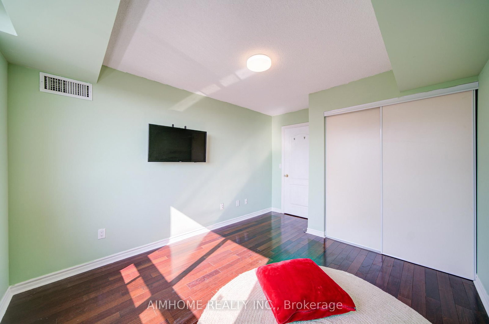 18 Sommerset Way, Unit 1705 - Photo 9