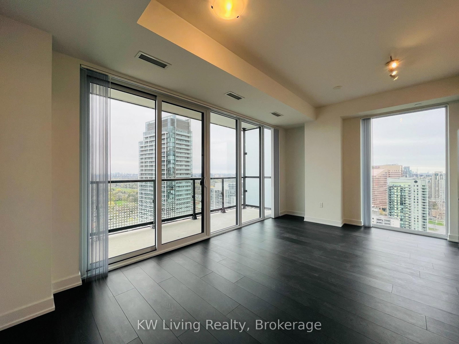 5858 Yonge Street, Unit 2815 - Photo 4