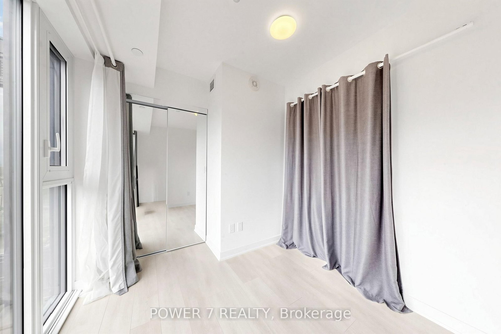 8 Tippett Road, Unit 1309 - Photo 15