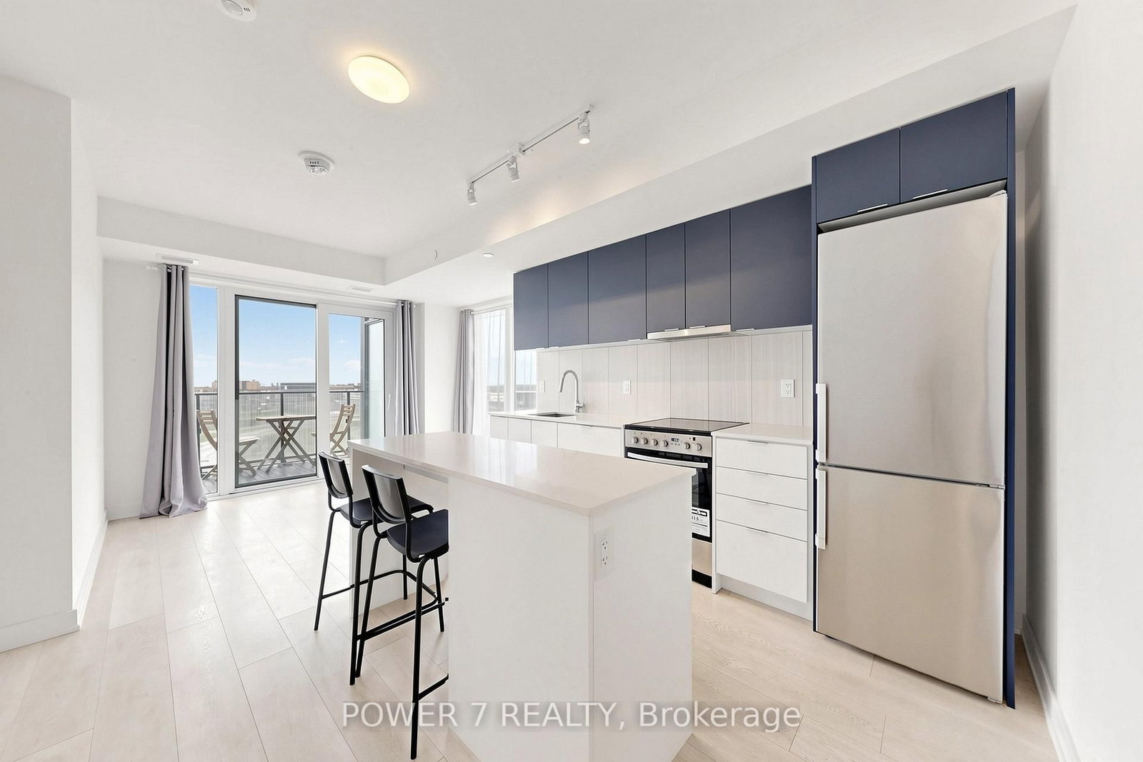 8 Tippett Road, Unit 1309 - Photo 2