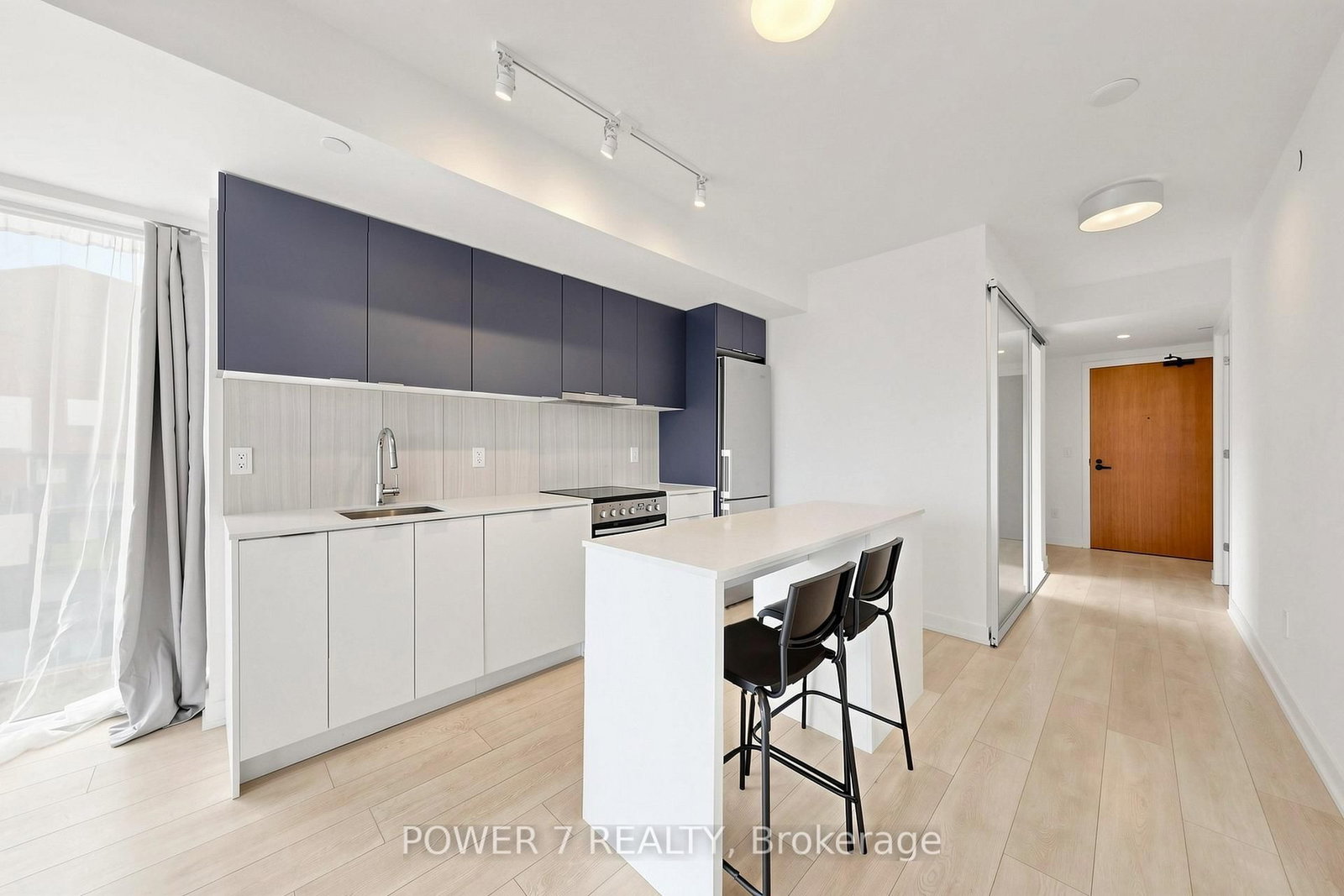 8 Tippett Road, Unit 1309 - Photo 6