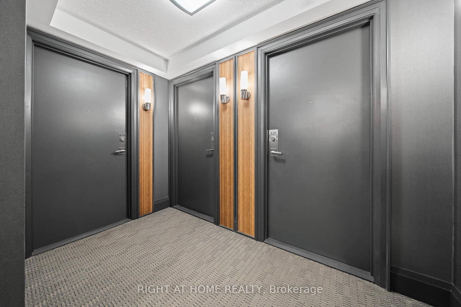 565 Wilson Avenue, Unit 203W - Photo 29