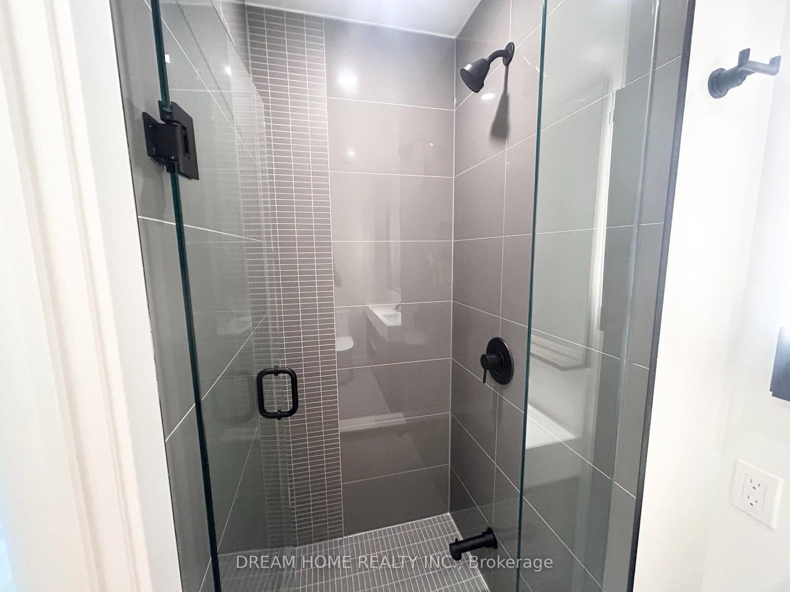 127 Broadway Avenue, Unit 210 - Photo 12
