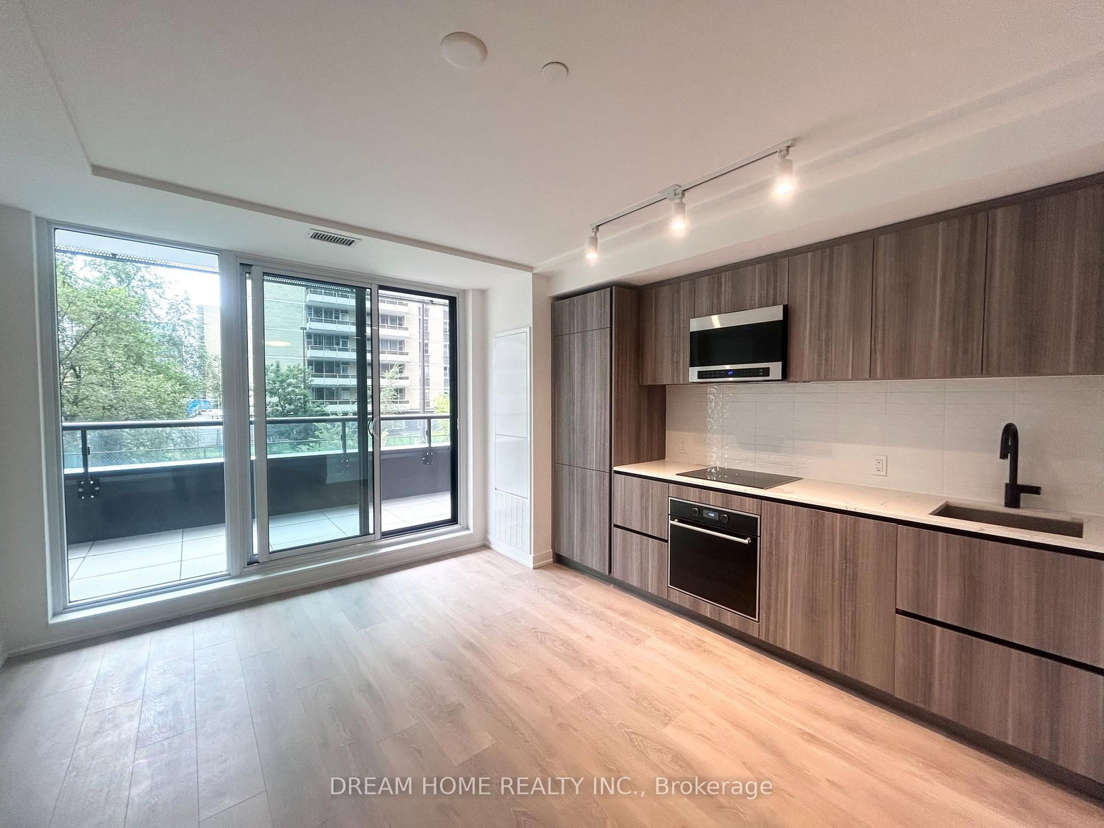 127 Broadway Avenue, Unit 210 - Photo 2