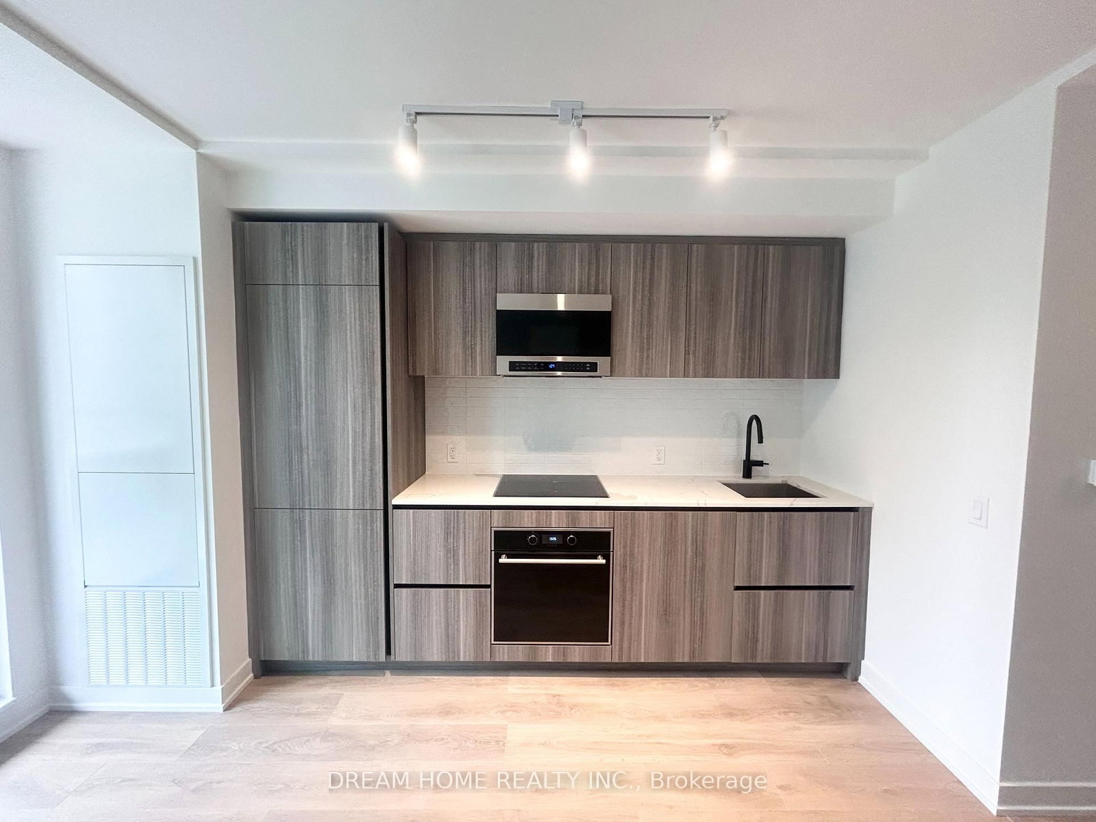 127 Broadway Avenue, Unit 210 - Photo 3
