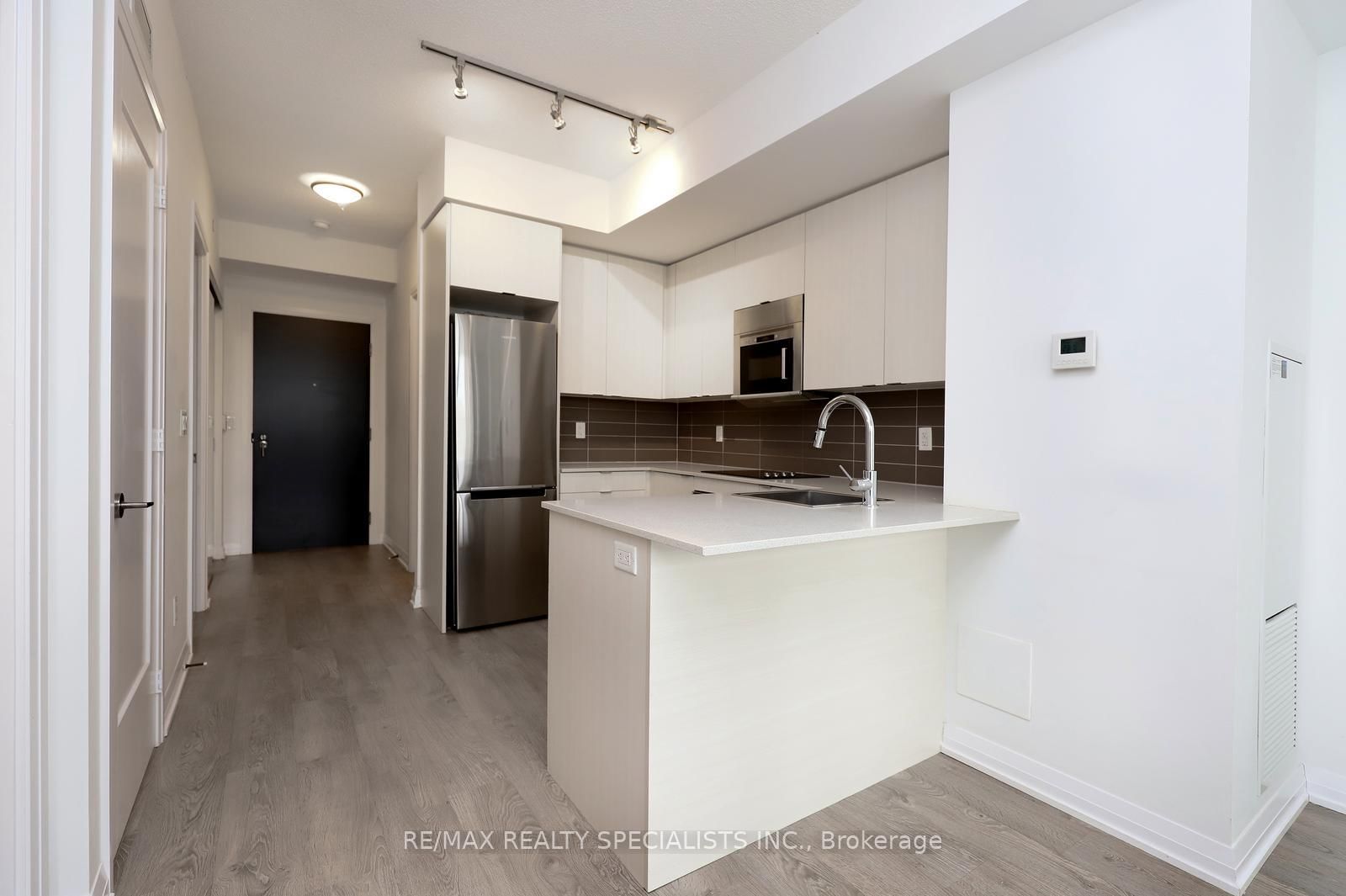 101 Erskine Avenue, Unit 417 - Photo 12