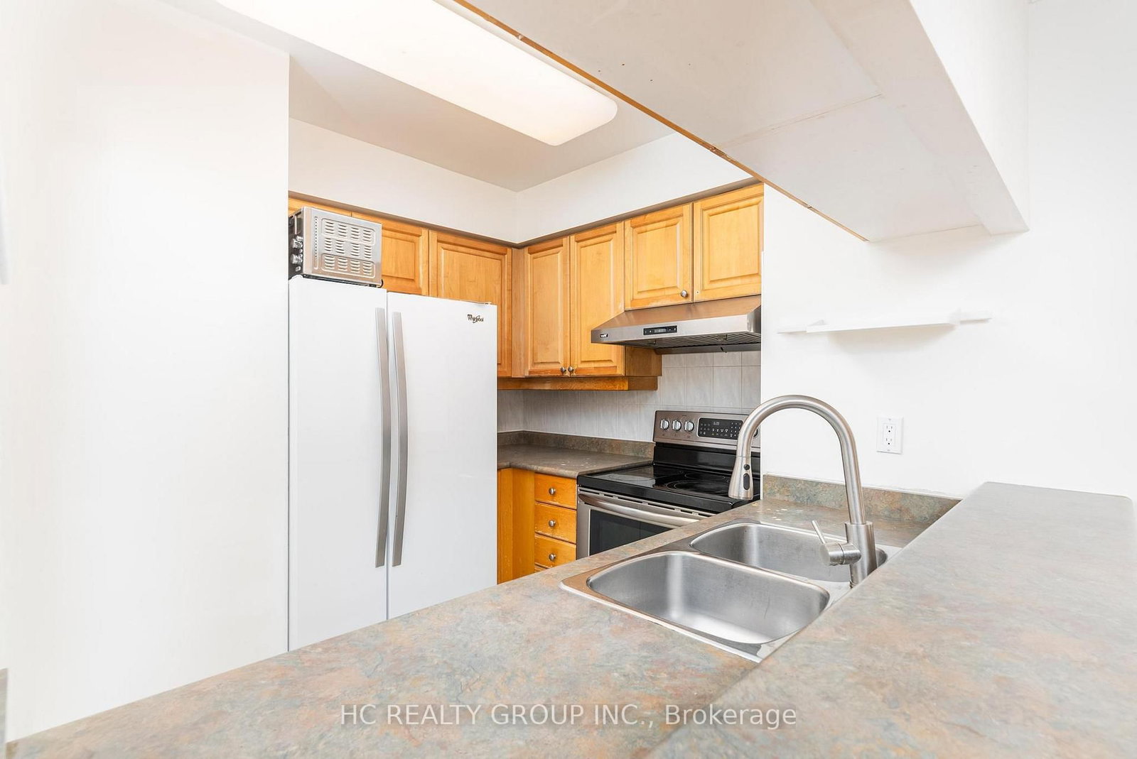 18 Sommerset Way, Unit 1008 - Photo 9
