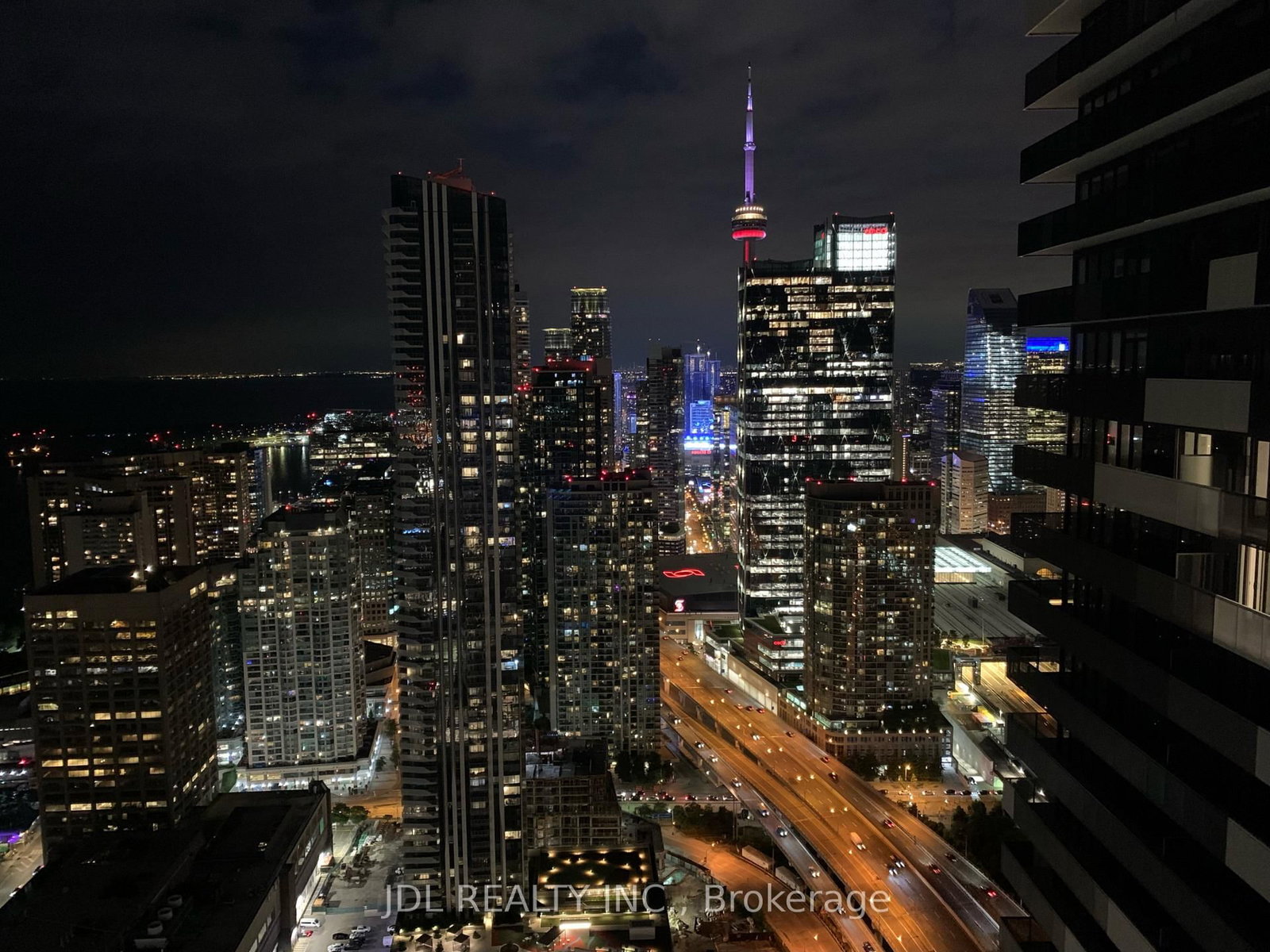 138 DOWNES Street, Unit 6111 - Photo 20