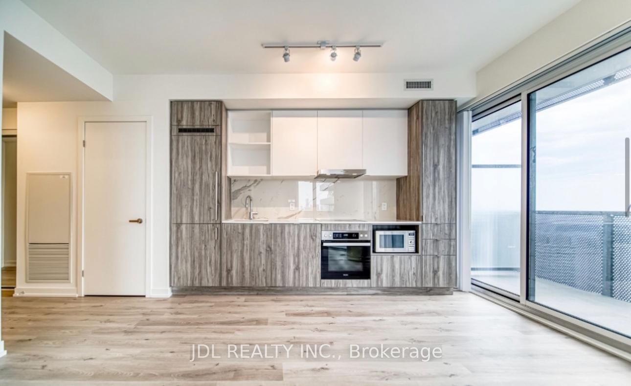 138 DOWNES Street, Unit 6111 - Photo 8