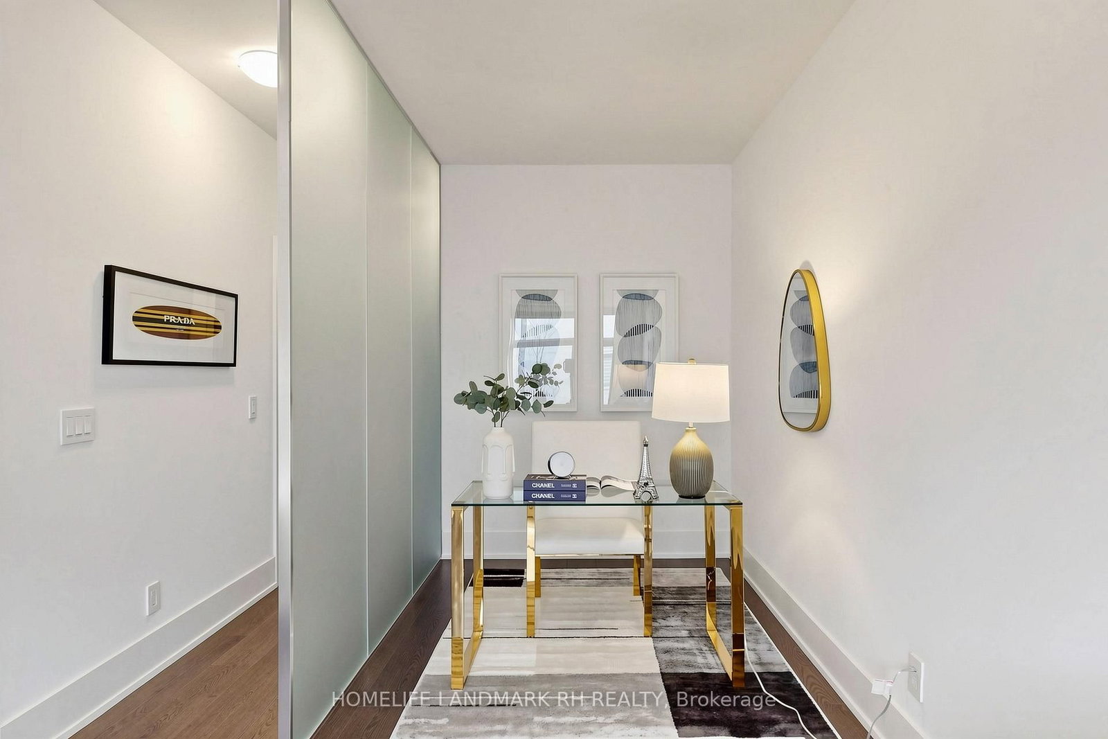 Listing Image 19
