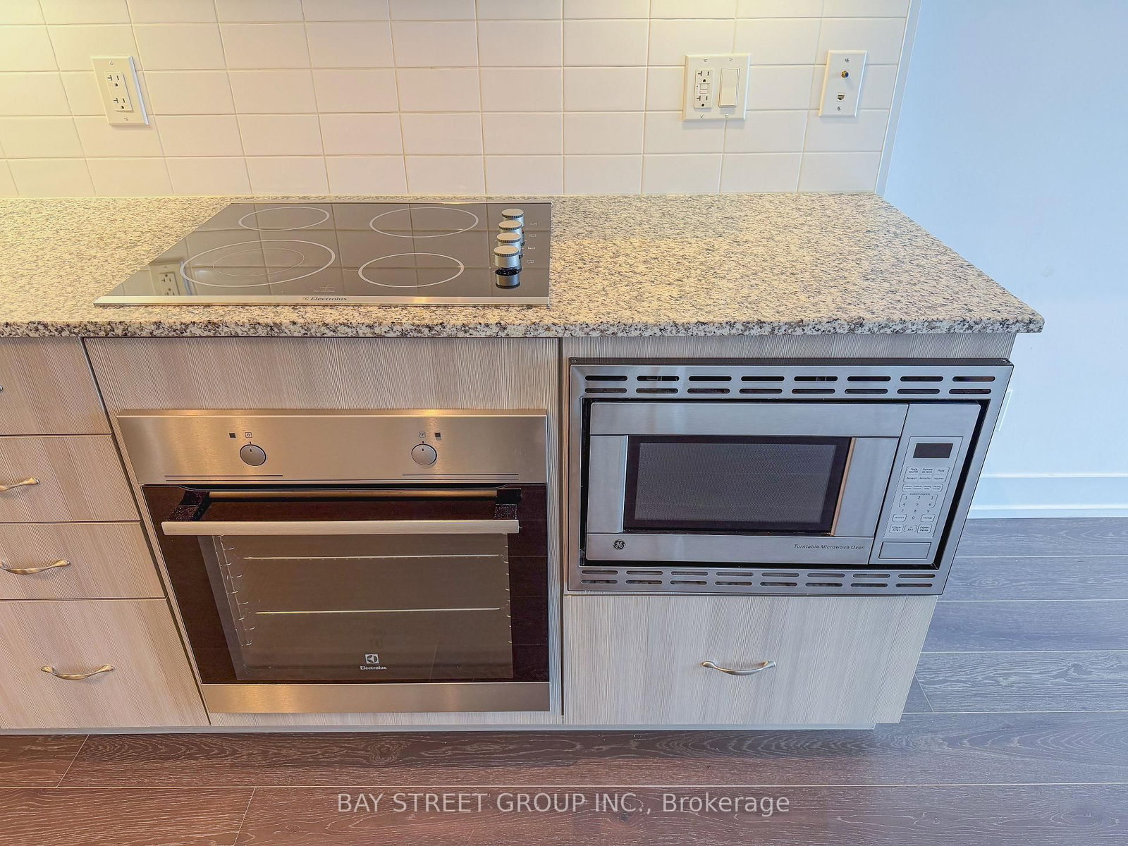 7 Kenaston Gardens, Unit 119 - Photo 9