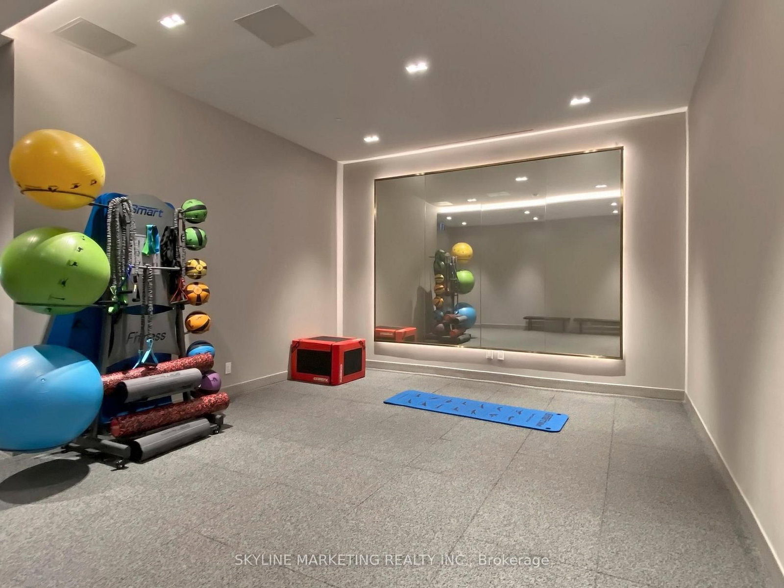 319 Jarvis Street, Unit 4909 - Photo 16