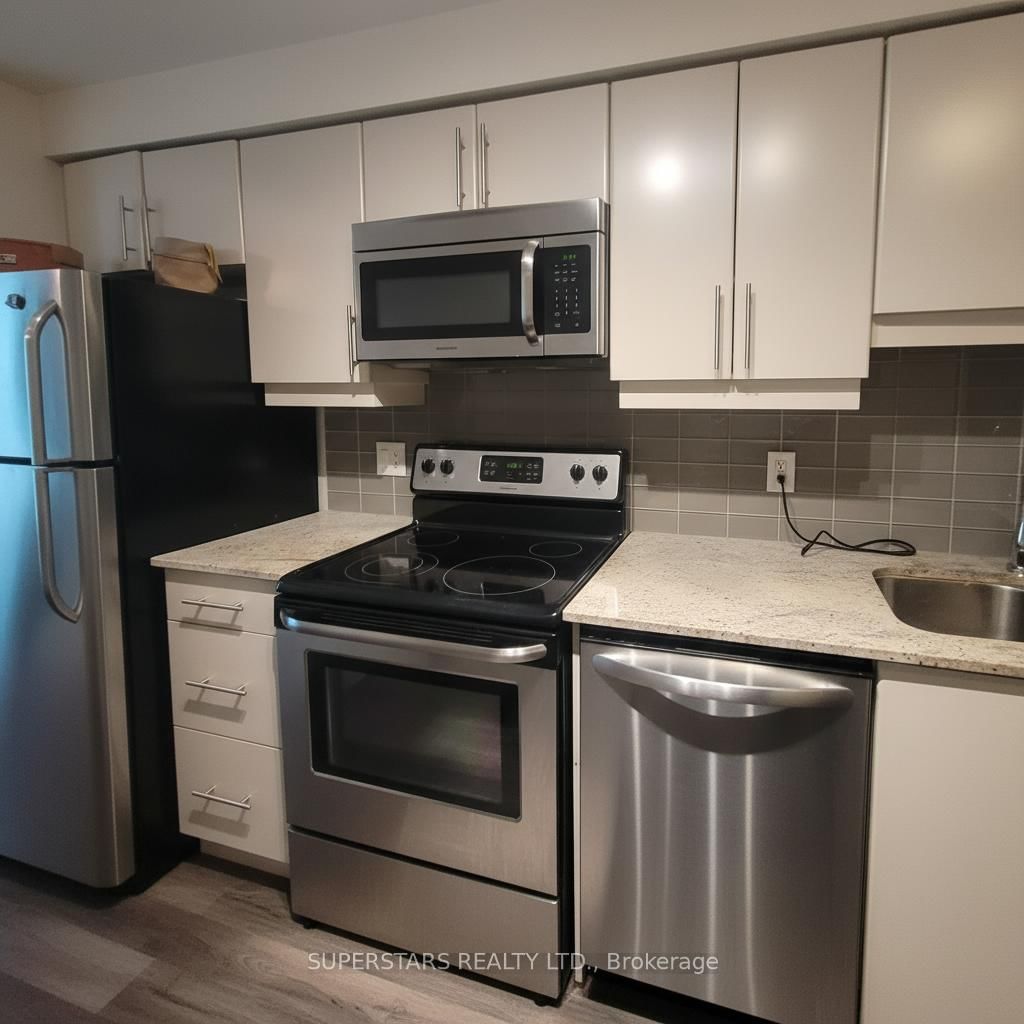 33 Bay Street, Unit 1505