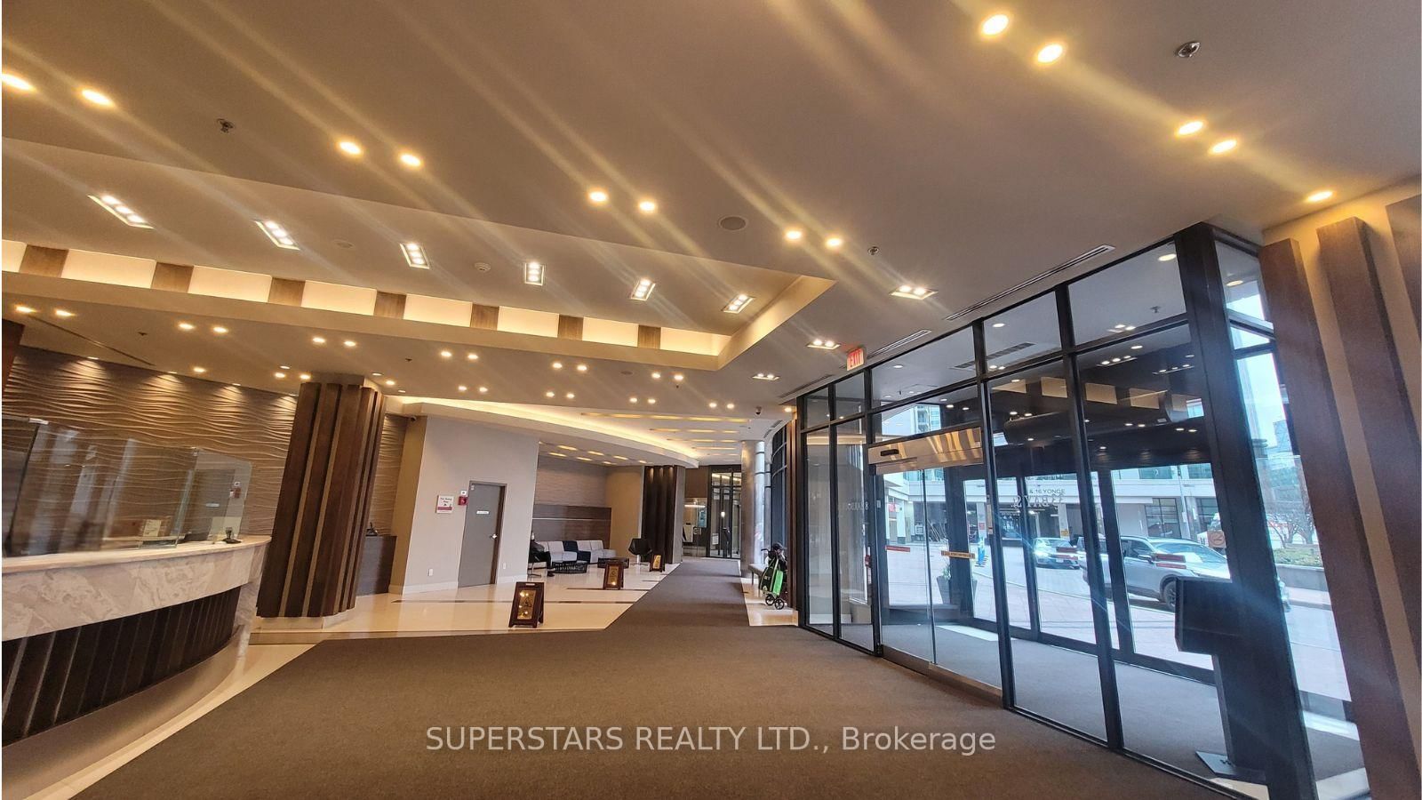 33 Bay Street, Unit 1505 - Photo 14