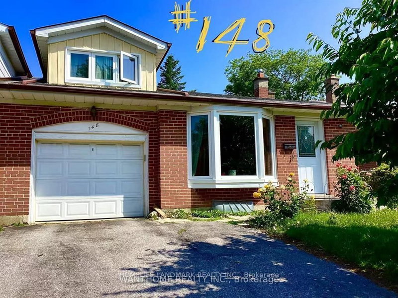 home for lease on 148 Old Sheppard Avenue