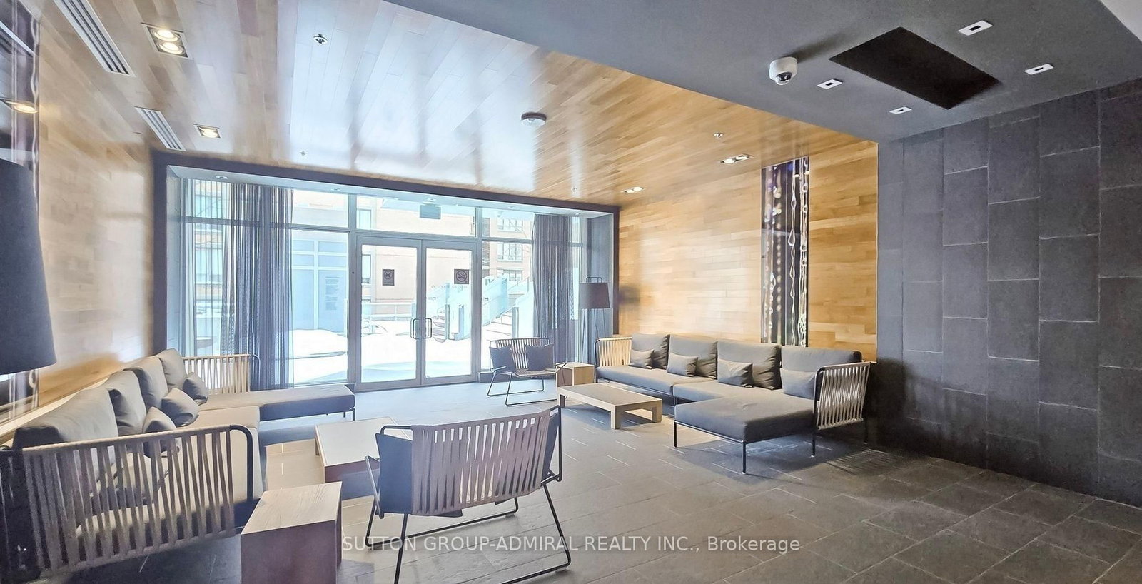 199 Richmond Street W, Unit 1701 - Photo 32