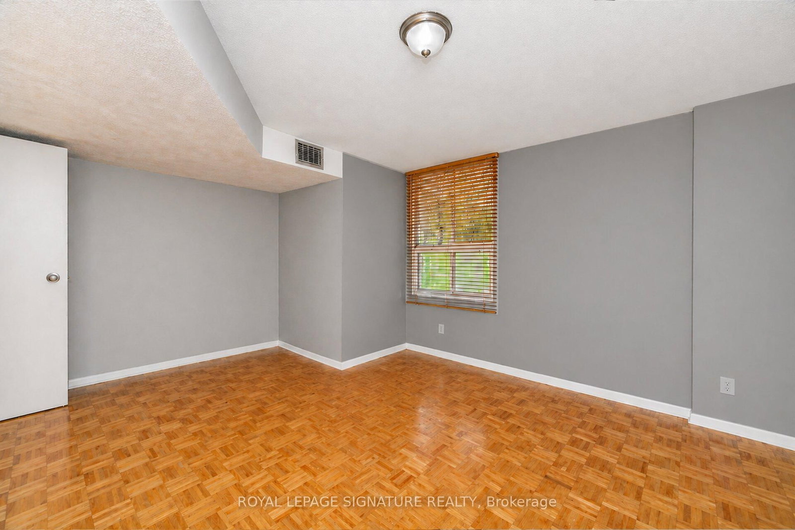 10 Edgecliff Golfway, Unit 303 - Photo 14