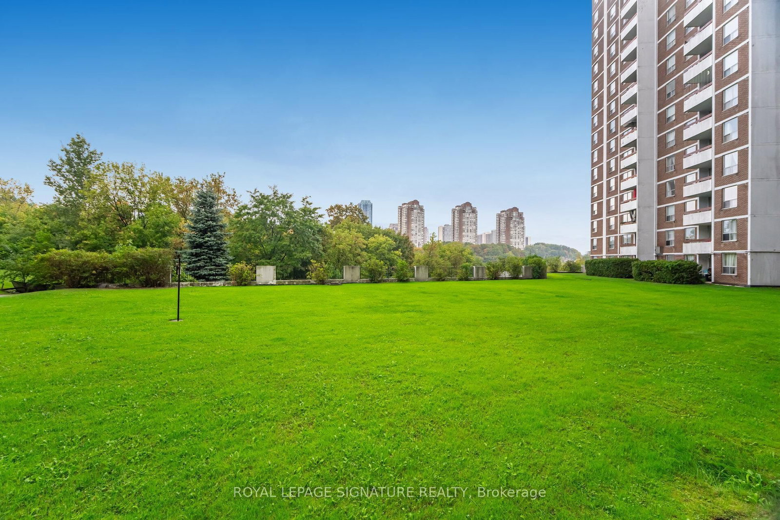 10 Edgecliff Golfway, Unit 303 - Photo 22