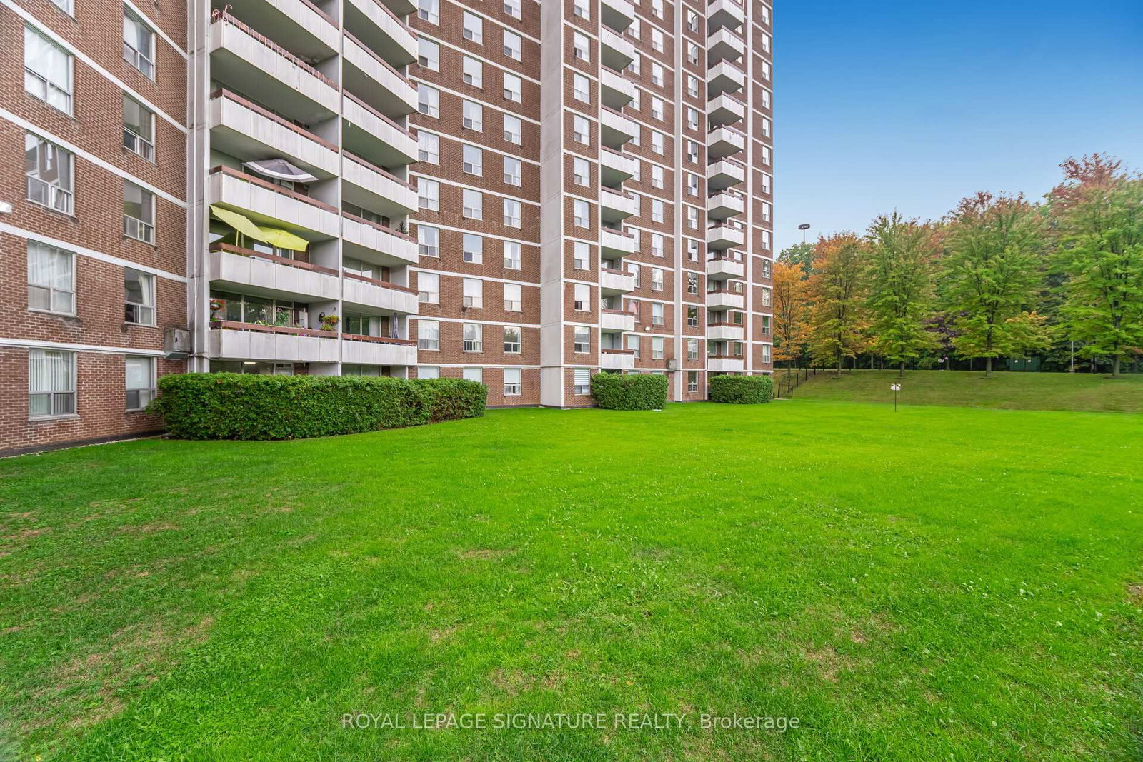 10 Edgecliff Golfway, Unit 303 - Photo 23