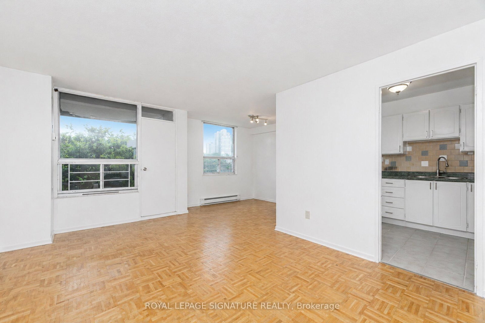 10 Edgecliff Golfway, Unit 303 - Photo 6
