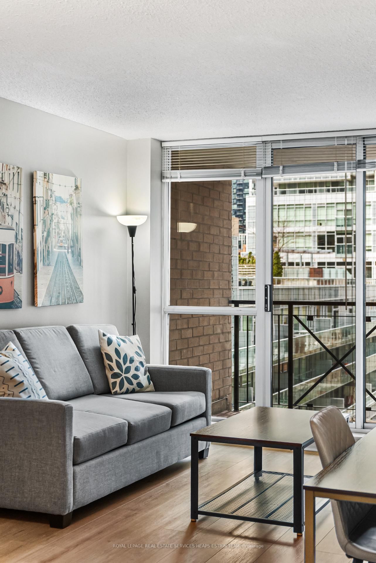 140 Simcoe Street, Unit 702 - Photo 22