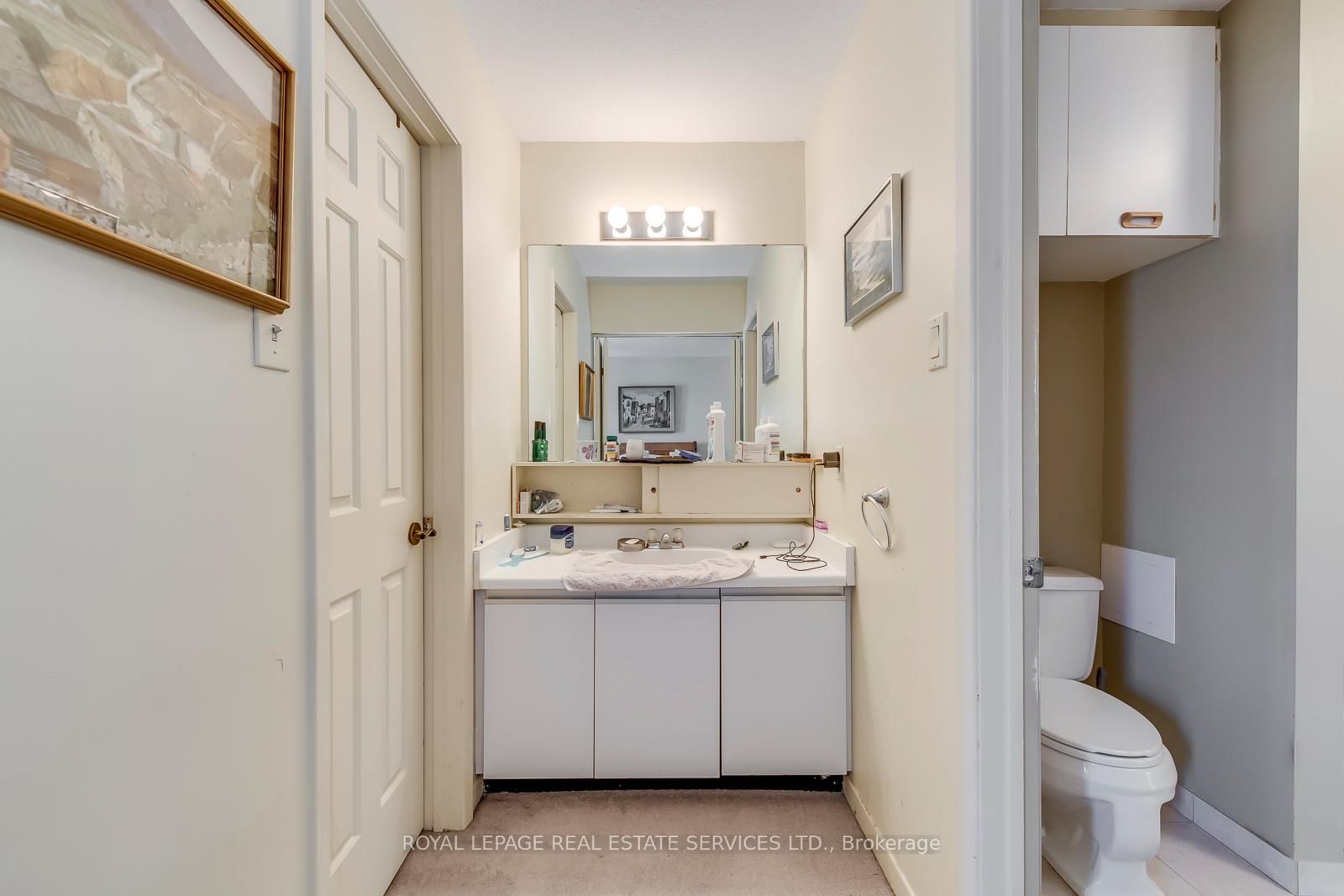4 English Ivyway • Toronto, ON photo 24