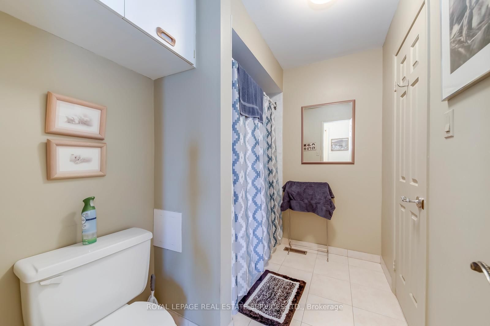 4 English Ivyway • Toronto, ON photo 25
