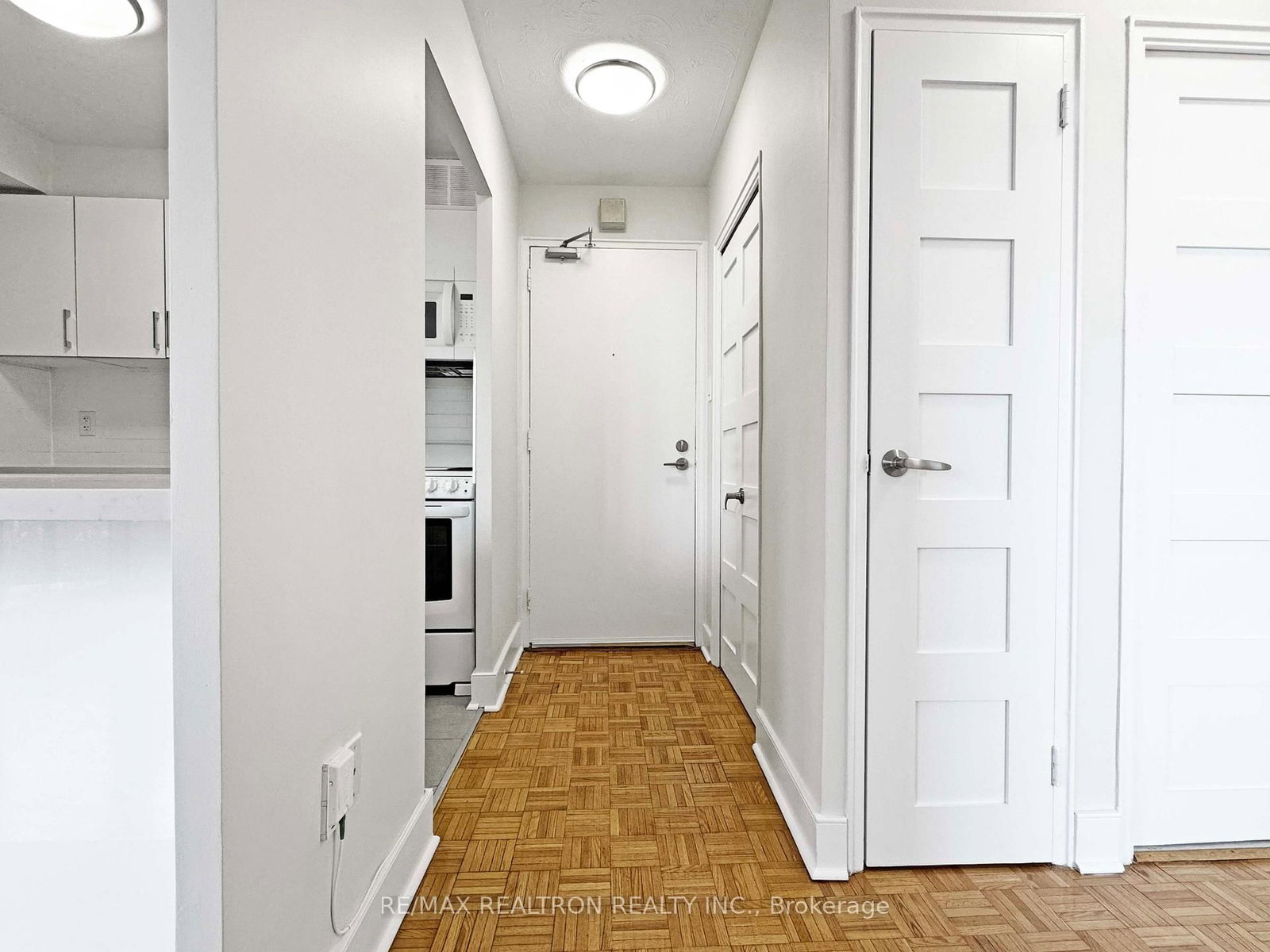 485 Huron Street, Unit 505 - Photo 8