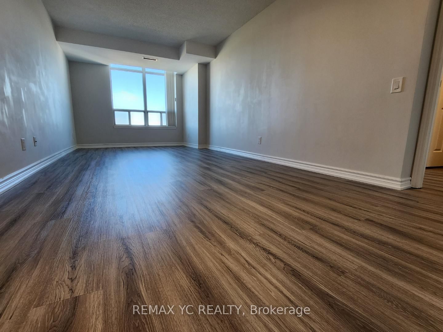 8 Hillcrest Avenue, Unit 2908 - Photo 4