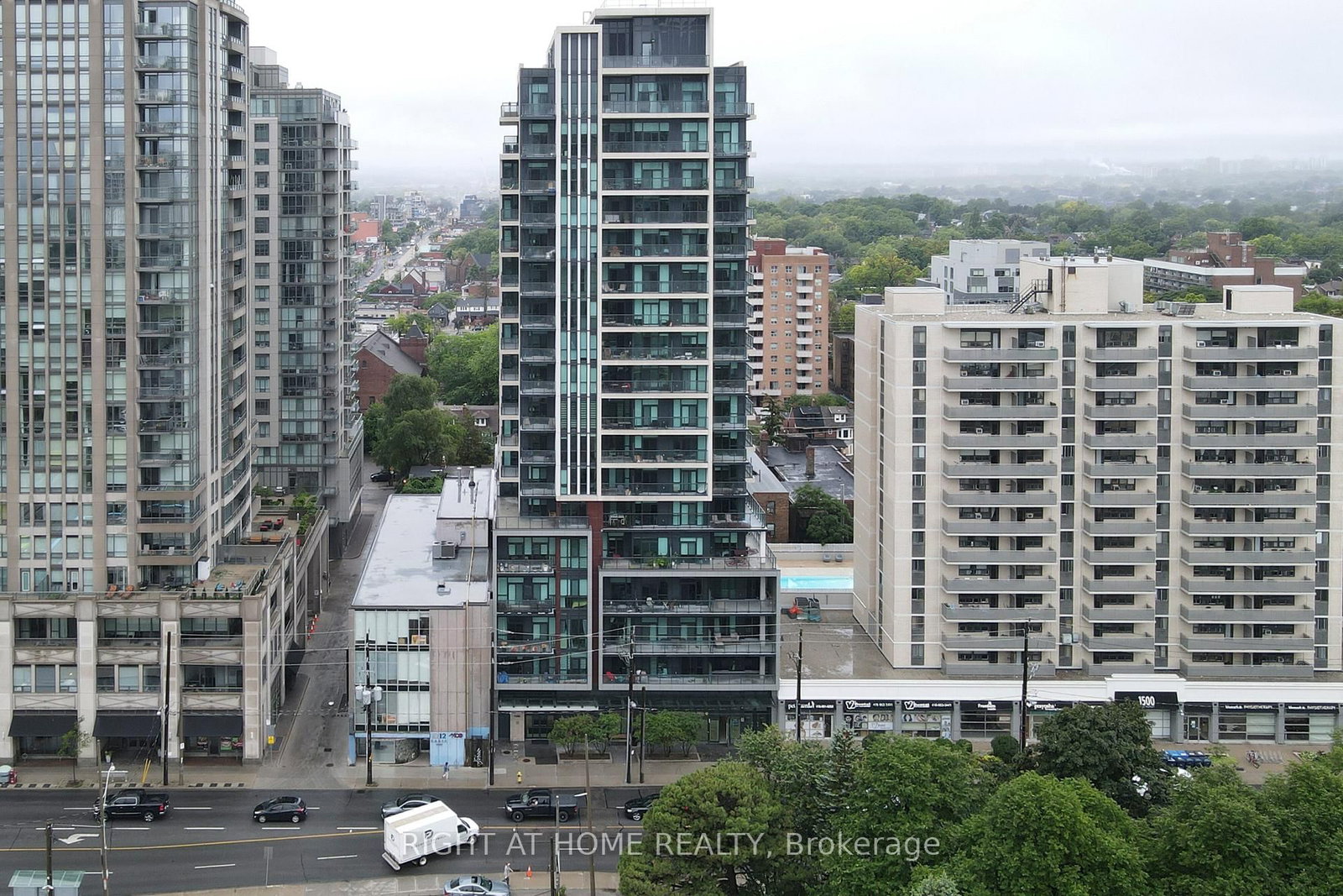 1486 Bathurst Street