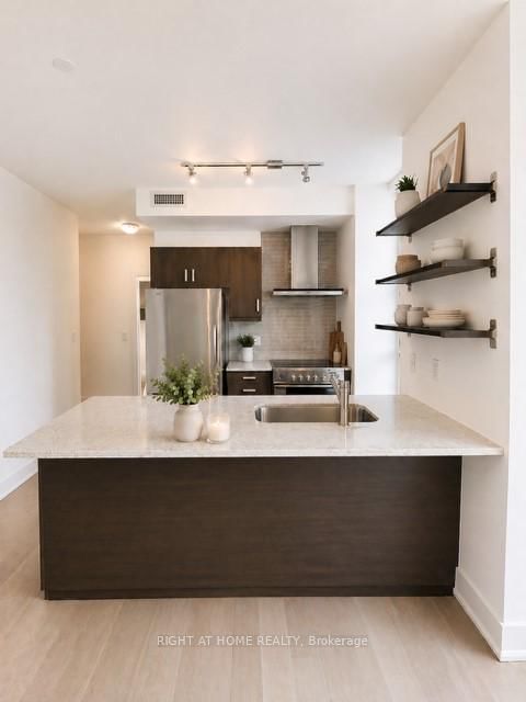 1486 Bathurst Street, Unit 1303 - Photo 7