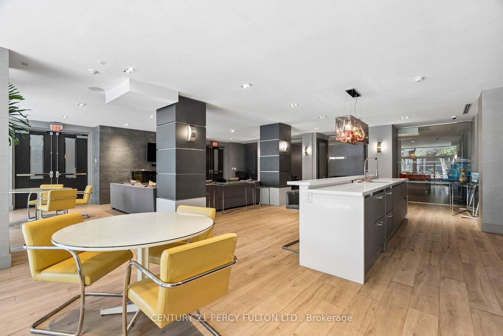 399 Adelaide Street W, Unit 715 - Photo 32