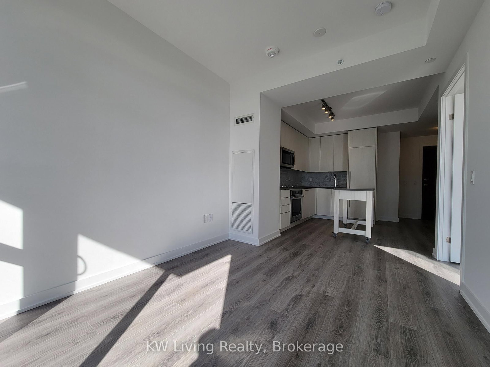 38 Iannuzzi Street, Unit 1813 - Photo 12