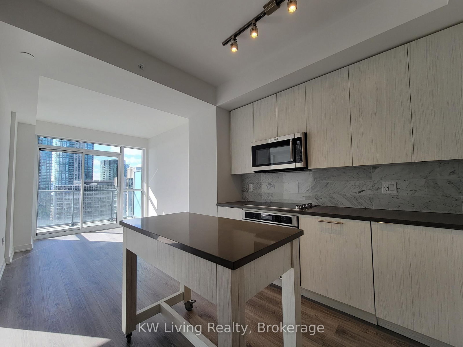 38 Iannuzzi Street, Unit 1813 - Photo 5