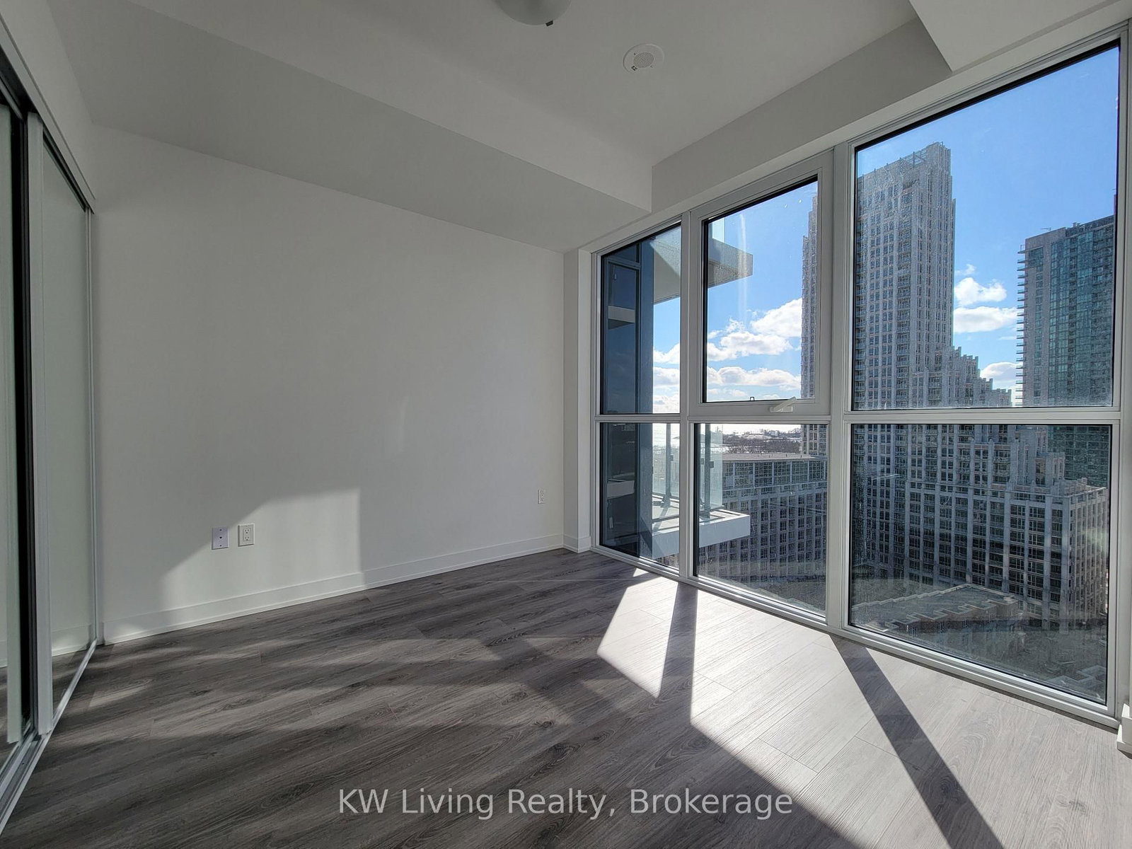 38 Iannuzzi Street, Unit 1813 - Photo 8