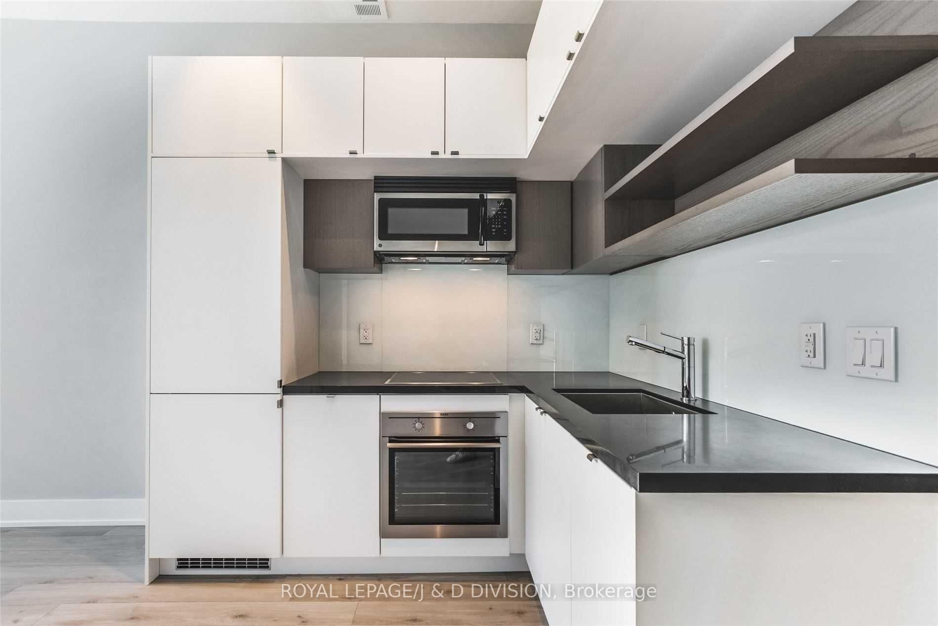 111 St Clair Avenue W, Unit 1408