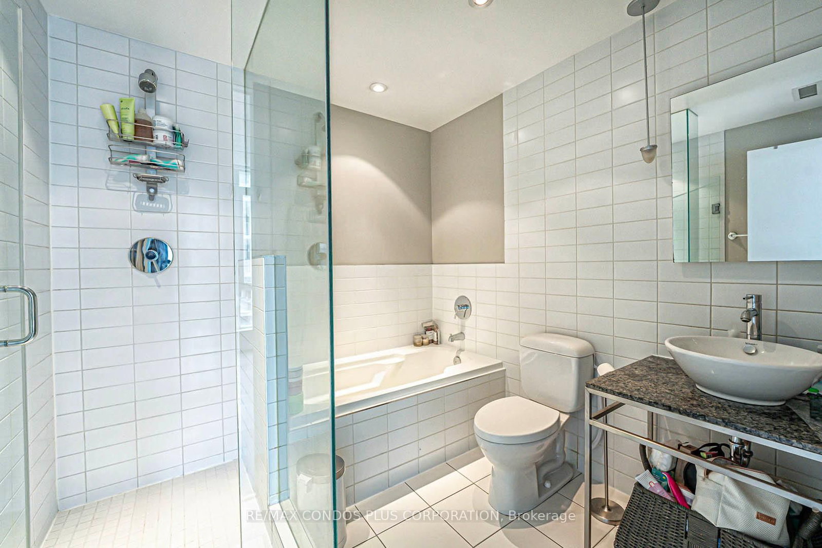 75 Portland Street, Unit 424 - Photo 10